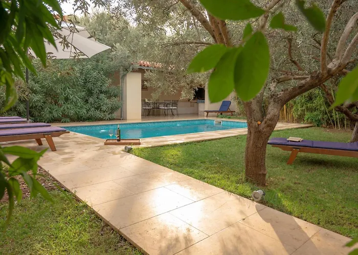 بيت للعطل Bamboo Garden Oasis With Pool