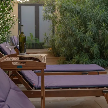 Bamboo Garden Oasis With Pool Casa vacanze Pola